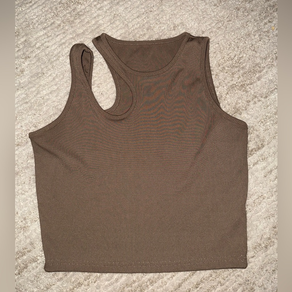 SHEIN Chocolate Ribbed Crop Top